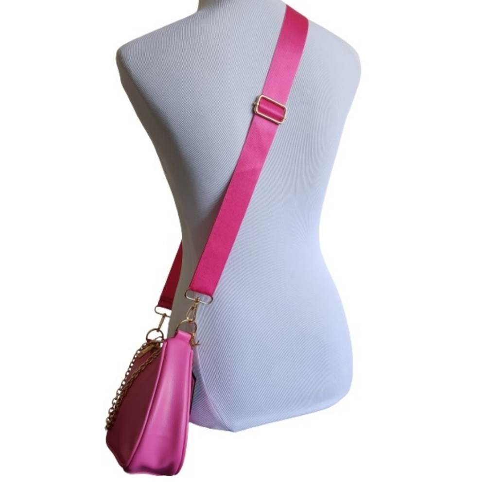 🆕️⬇️🎉HOST PICK🎉 bebe Pink Mara Nylon Crossbody Bag With Coin Purse - Picture 5 of 15